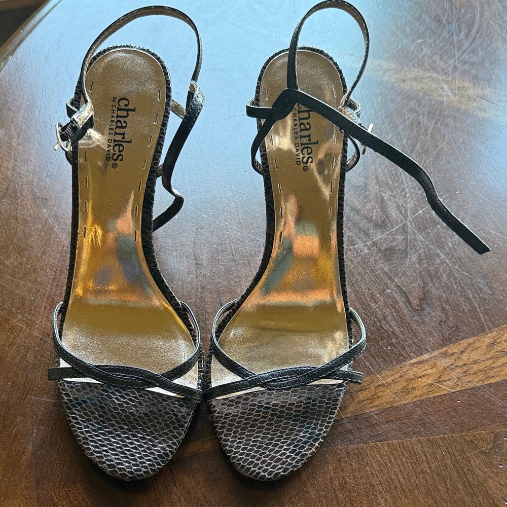 Charles David Snakeskin Pattern Heels